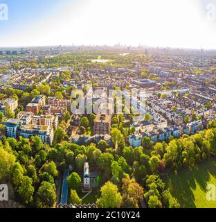 Vue aérienne de Kensington le matin, Londres, Royaume-Uni Banque D'Images