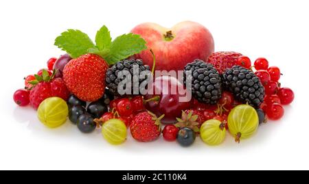 Fruits mûrs isolés sur blanc. Banque D'Images