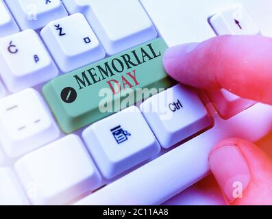 Écriture de texte manuscrite Memorial Day. Journée de la photo conceptuelle pour se souvenir et honorer les anciens combattants qui ont sacrifié pour le pays Banque D'Images