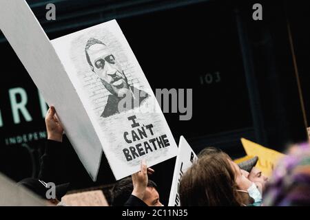 Les manifestants Black Lives Matters se rassemblent à Newcastle upon Tyne, au Royaume-Uni. Banque D'Images
