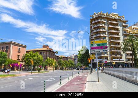 Centre ville urbain à Palma Mallorca, Iles Baléares, Espagne. Concept de voyage Banque D'Images