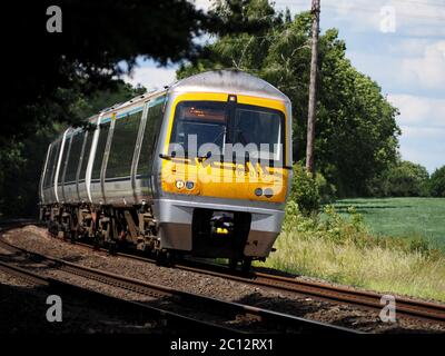 Chiltern Railways by Arriva Class 168 Clubman passe Claydon dans l'Oxfordshire sur le chemin de Birmingham Moor Street à Londres Marylebone Banque D'Images