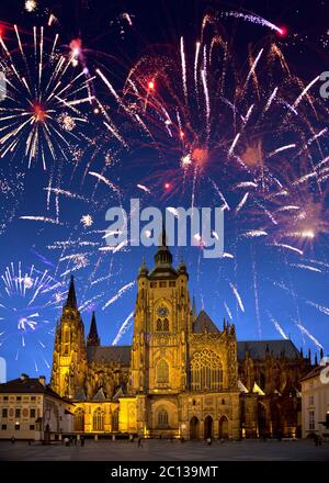 Au cours de l'artifice de la cathédrale Saint Vitus, Prague, République Tchèque Banque D'Images