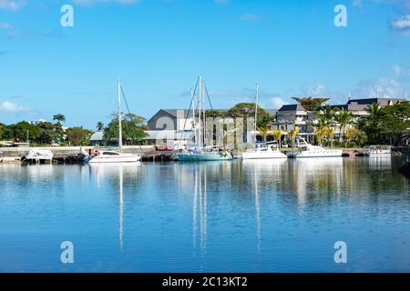 Bateaux dans le port de plaisance à Port louis, Maurice, Afrique. Banque D'Images