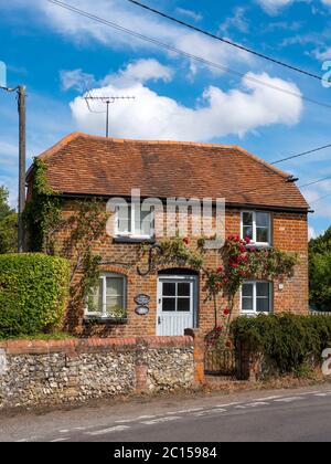 Little persévérance Cottage, Rural Cottage, Chalk Hill, n° Henley-on-Thames, Oxfordshire, Angleterre, Royaume-Uni, GB. Banque D'Images