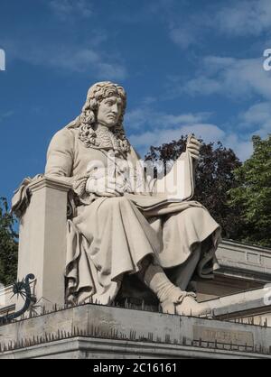 STATUE DE COLBERT À L'ASSEMBLEE NATIONALE, PARIS Banque D'Images