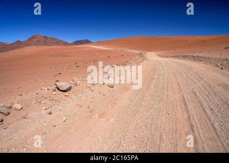 Route de l'Altiplano en carton ondulé Banque D'Images