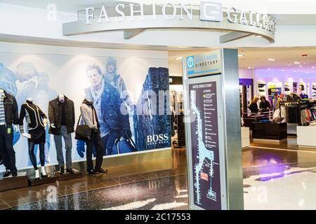 Miami Florida International Airport Mia,terminal,annuaire de portail,carte,emplacement,magasin,magasins,entreprises,quartier,Hugo Boss,mode,tendance,luxe,haut de gamme Banque D'Images