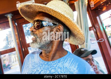 La Nouvelle-Orléans, Louisiane, Garden District, St.Avenue Charles, Administration régionale du transport en commun, RTA, St.Ligne Charles Streetcar, transports en commun, tram, tramway, Banque D'Images