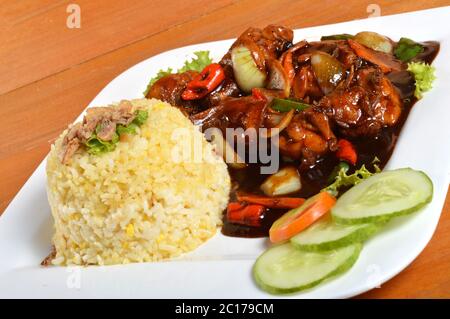 Nasi lemak, repas traditionnel asiatique de riz Banque D'Images