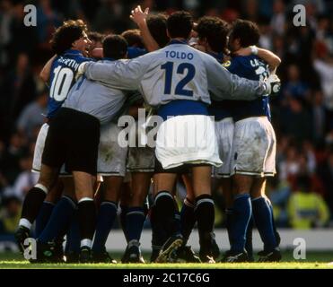 GROSSBRITANNIEN. 12 avril 2020. Football, firo: Championnat européen de football 11.06.1996 Euro 1996 groupe, groupe 3, groupe C, archive photo, archive photos Italie - Russie 2: 1 Italie, team cheers, team cheers | usage Worldwide Credit: dpa/Alay Live News Banque D'Images