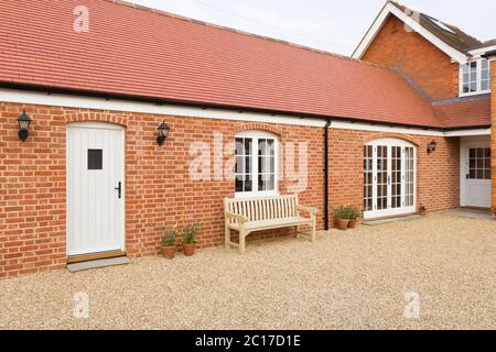 Extension ou ajout de la maison, conversion de grange britannique pour fournir une annexe granny d'un seul étage, annexe Banque D'Images