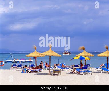 Beachscene, Palmanova, Calvia Municipalité, Majorque, Iles Baléares, Espagne Banque D'Images