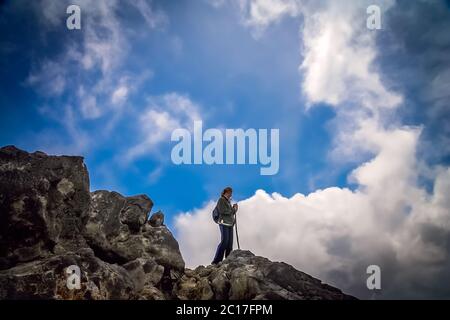 Sur le sommet d'une montagne Banque D'Images