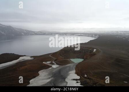 Cratère d'Askja, lacs d'Oskjuvatn et de Viti Banque D'Images