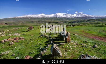 Site préhistorique de Zorats Karer près du village de Karahunj, Arménie Banque D'Images