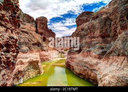 Canyon de Sesriem de la rivière Tsauchab, Sossusvley, Namibie Banque D'Images