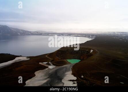 Cratère d'Askja, lacs d'Oskjuvatn et de Viti Banque D'Images