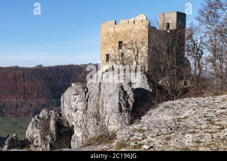 Ruines de Reussenstein en automne, dans le sud de l'Allemagne Banque D'Images