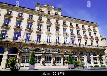 Bordeaux , Aquitaine / France - 06 10 2020 : InterContinental Grand Hotel de bordeaux centre étoiles hôtel de luxe en france Banque D'Images