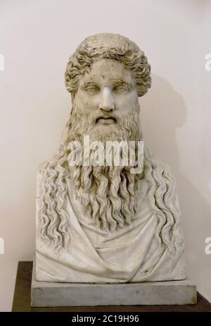 Tête de Dionysos dans un herm moderne. 2e siècle après J.-C. Oeuvre romaine, marbre, copie d'un original grec. Musée archéologique de Naples. Banque D'Images