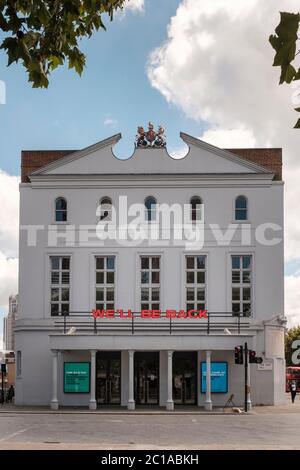 The Old Vic Theatre pendant Covid-19 Lockdown, juin 2020, The Cut, Londres, Royaume-Uni Banque D'Images