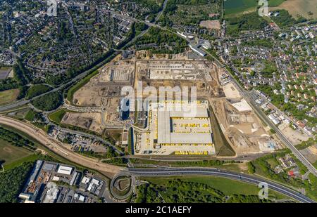 Photographie aérienne, nouveau bâtiment DHL Logistik Paketzentrum, ancien site Opel, ancien bâtiment administratif Opel, quartier Laer, Bochum, région de Ruhr, non Banque D'Images