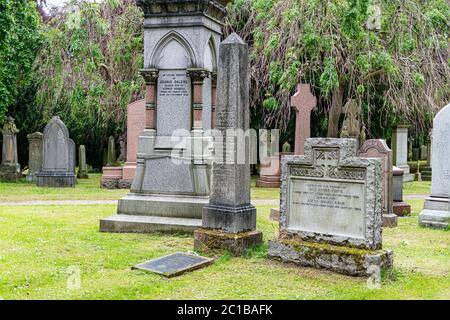 Dimanche 14 juin 2020. Édimbourg, Écosse. Le mémorial controversé du colonel Robert A. Smith de l'armée des États confédérés, au cimetière Dean, à Édimbourg, en Écosse. Le monument a récemment vu ses drapeaux confédérés retirés et l'insigne d'ancien combattant confédéré estampillé dans le sol. Banque D'Images