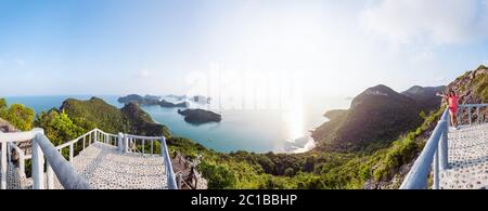 Lever de soleil panoramique à Mu Ko Ang Thong Banque D'Images