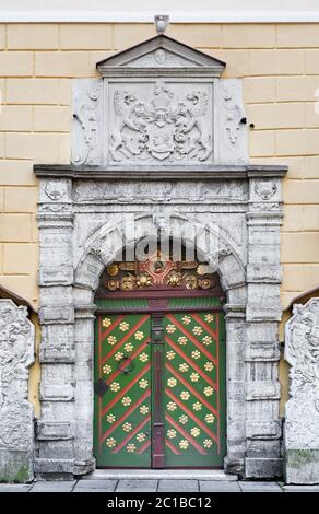 Porte de la Confrérie des points noirs à Tallinn Banque D'Images