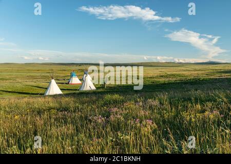 États-Unis, Montana, réserve indienne de Blackfeet, Browning, galerie Lodgepole et Tipi Camp Banque D'Images