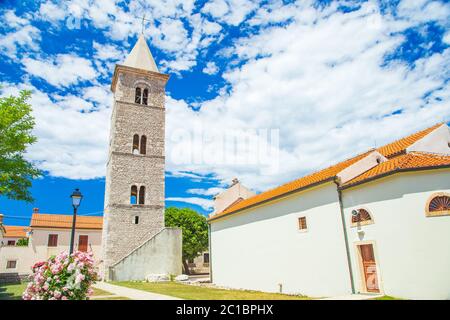 Croatie, ancienne église dans la ville Adriatique de Nin en Dalmatie, destination touristique populaire Banque D'Images