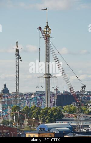 Paysage urbain et parc d'attractions Tivoli Grona Lund - Gronan - sur l'île de Djurgarden à Stockholm Banque D'Images