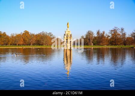 Diana Fountain au Bushy Park à Londres, Royaume-Uni Banque D'Images