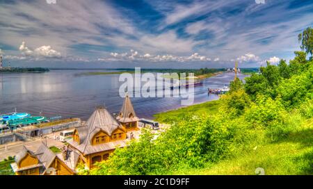 Vue de la rivière Volga à partir de la colline de ville Gorodets, Russie Banque D'Images