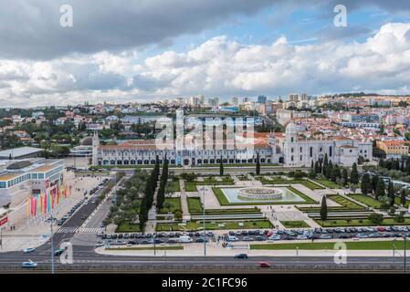 Panorama avec le Monastère des Hiéronymites Belem dans le district de Lisbonne Banque D'Images