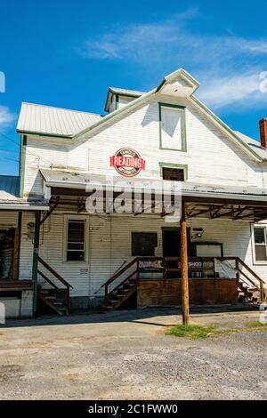 H O Andrews Feed Mill, Mapleton Farm and Garden, 175, promenade Feed Mill, Mapleton, PA Banque D'Images