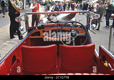 St Johns Wood/Londres – 17 juin 2018 : spectacle de rue St Johns Wood Classic & Supercar Banque D'Images