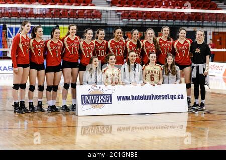 Équipe Volleyball femme joueur Laval Rouge et Or Banque D'Images