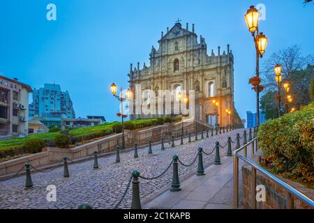 Ruines de Saint Paul la nuit à Macao, Chine Banque D'Images