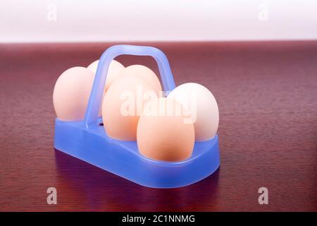 Oeufs sur un fond de bois Banque D'Images
