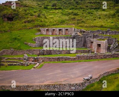 Vue extérieure sur le site archéologique de Tambomachay, Cuzco, Pérou Banque D'Images