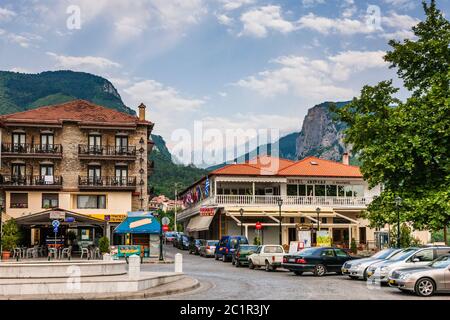 Matin Mont Olympe de la ville de Litochoro, Litochoro, Macédoine centrale, Grèce, Europe Banque D'Images