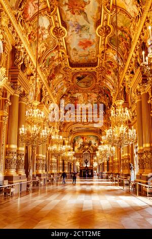 Paris, France, mars 31 2017 : vue intérieure de l'Opéra National de Paris Garnier, France. Il a été construit de 1861 à 1875 pour t Banque D'Images