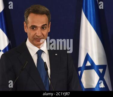 Jérusalem, Israël. 16 juin 2020. Le Premier ministre grec Kyriakos Mitsotakis s'exprime lors d'une réunion de presse conjointe avec le Premier ministre israélien Benjamin Netanyahou à Jérusalem le 16 juin 2020. Photo par Debbie Hill/UPI crédit: UPI/Alay Live News Banque D'Images