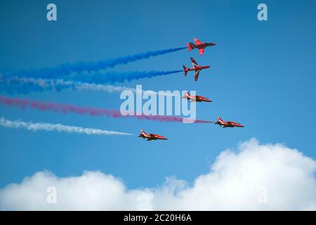 L'équipe de l'exposition des flèches rouges se présente au-dessus de Gatineau, au Québec, en 2019 Banque D'Images