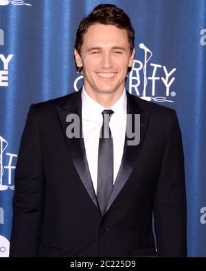 17 octobre 2015, Hillywood, Californie, États-Unis: James Franco participe à la 4e édition de la hilarité annuelle pour le Charity Variety Show: James Franco's Bar Mitzvah bénifiting l'Association d'Alzeimer présentée par Funny or Die and go90. (Image crédit : © Billy Bennight/ZUMA Wire) Banque D'Images