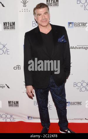 10 janvier 2017, Los Angeles, Californie, États-Unis: Bryan Batt participe à la première sur la côte ouest de « The Book of Love » d'Electric Entertainment aux théâtres Pacific. (Image crédit : © Billy Bennight/ZUMA Wire) Banque D'Images