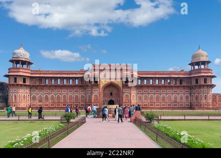 Palais de Jahangir à l'intérieur du fort d'Agra, Agra, Uttar Pradesh, Inde Banque D'Images