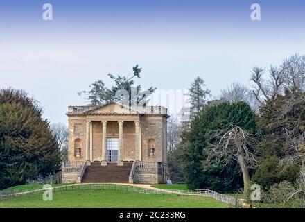 Temple de la Reine ou Temple de la Dame sur Hawkwell Field à Stowe, Buckinghamshire, Royaume-Uni Banque D'Images